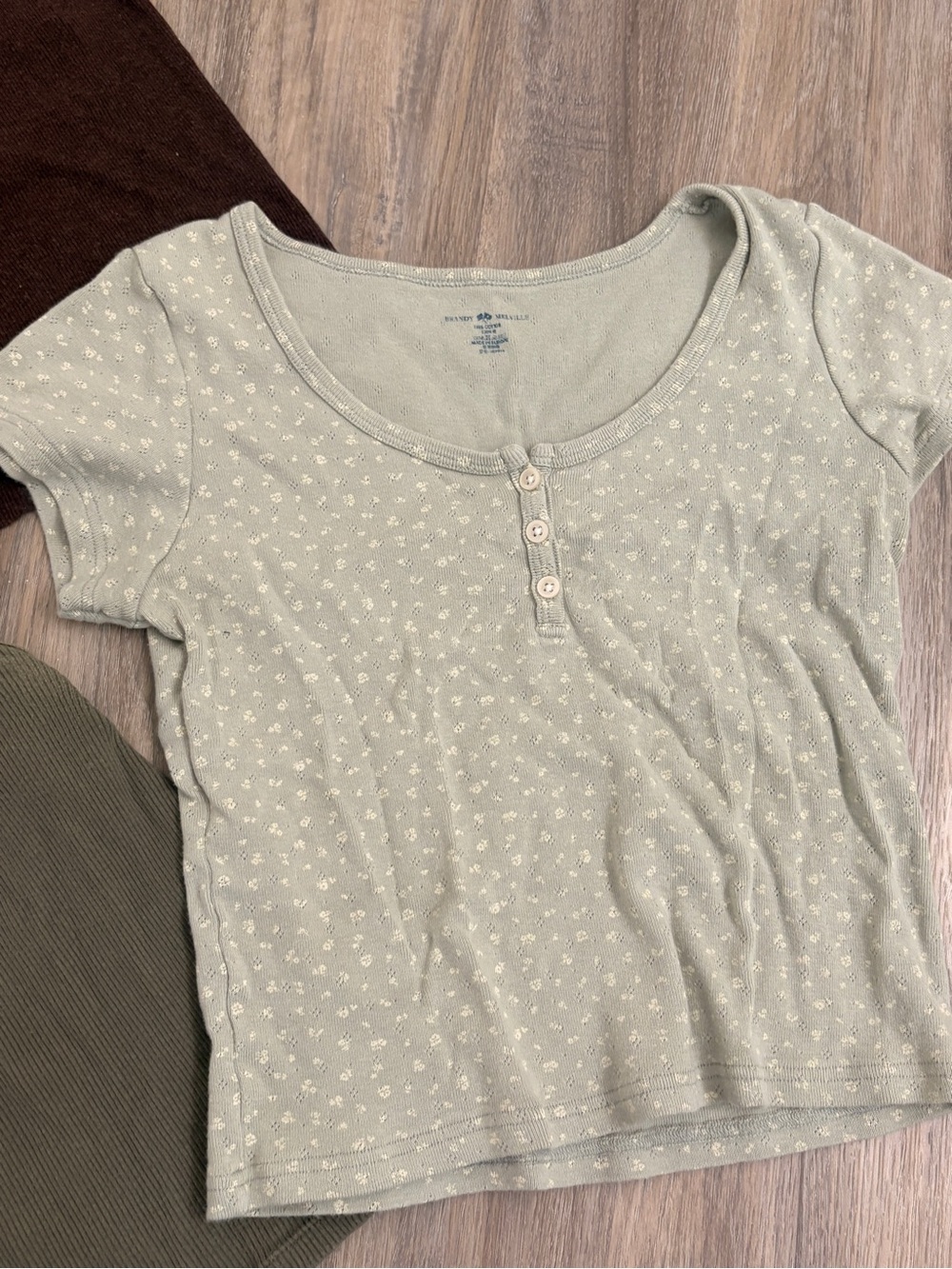Brandy Melville Top Bundle - Picture 3 of 4